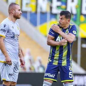 Emre: Hakeme de söyledim, Gökhan bana dirsek atmadı