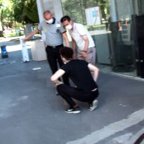 Koşarak sınava geldi, okul kapısında kağıdı boş çıktı