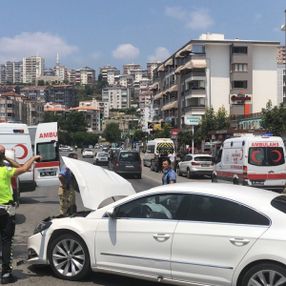 Bursa'da düğün konvoyundaki kazada damat yaralandı