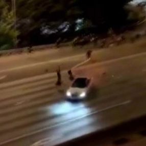ABD’de göstericilerin üzerine yine araç sürüldü