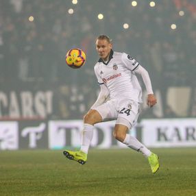 Beşiktaş, Vida'yı satmaya karar verdi