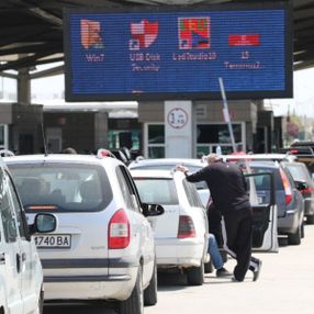 Kapıkule’den 1 ayda 102 bin 586 yolcu geçti