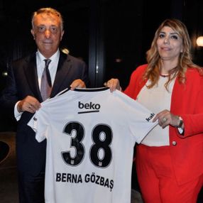 Mensah, Beşiktaş'tan 1.1 milyon euro istedi