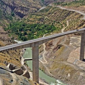 Türkiye'nin en yüksek köprüsü 11 Temmuz'da açılacak