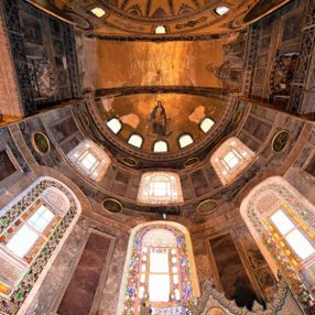 Ayasofya'da ilk namaz için hazırlıklar başladı