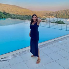 Nilüfer, eski bir fotoğrafını paylaştı