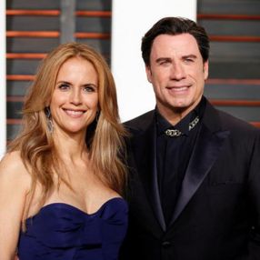 John Travolta'nin eşi Kelly Preston kansere yenildi