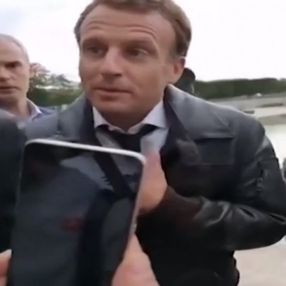 Macron, protestocularla tartıştı