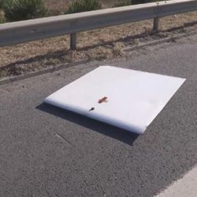 Silivri'de otobüsün açık bagaj kapağı öldürdü