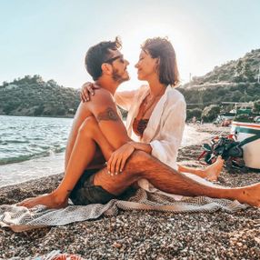 Deniz Baysal eşi Barış Yurtçu ile tatilde