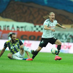 Avrupa'da en çok kart gören takım Fenerbahçe