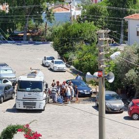 İzmir'de tankerle su taşındı