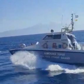 Yunan botundan Türk balıkçılara taciz