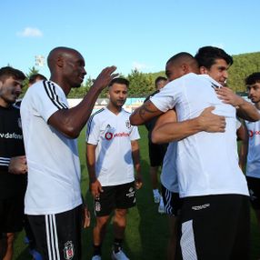 Boateng, Beşiktaş'tan ayrıldı