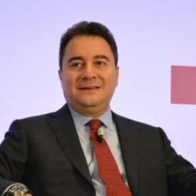Ali Babacan: Ayasofya için davet almadım