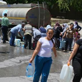 İzmirliler su kesintilerine isyan etti