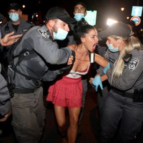 İsrail'de hükümet karşıtı protestolar devam ediyor