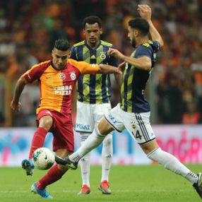Yabancı kuralı 1 yıl ertelendi