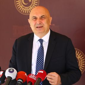 CHP, sosyal medya yasası için AYM'ye gidecek