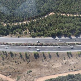 İzmir'de bayram trafiği havadan denetlendi