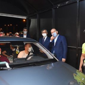 Süleyman Soylu'dan trafiğe çıkan tatilcilere uyarılar