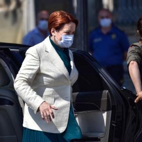 Meral Akşener Ayasofya'ya gitti