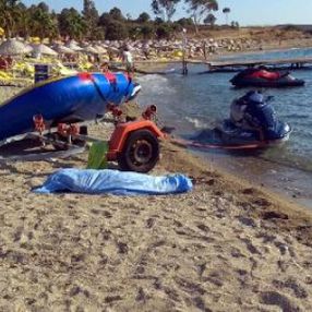 Foça'da tekne battı: 4 ölü