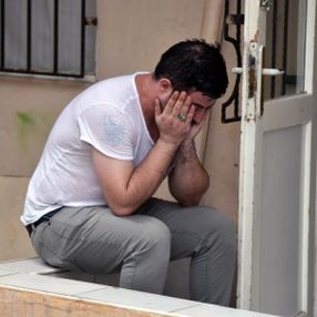 Antalya’da sevgilisini öldüren katil ablasını da dövdü