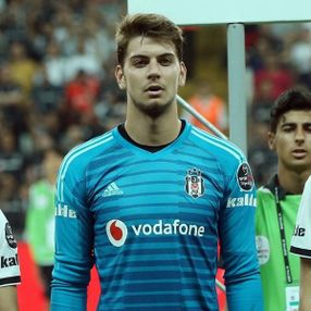 Douglas ve Utku takımdan ayrılıyor