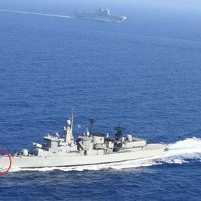 Oruç Reis'i engellemek isteyen Yunan gemisi hasar aldı