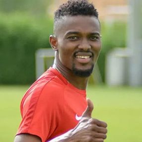 Beşiktaş'tan, Galatasaray'a göndermeli Mensah duyurusu