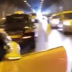 İzmir'de düğün konvoyu tüneli trafiğe kapattı