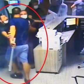 Kocaeli'de hasta yakını, güvenlik görevlisi ve doktora saldırdı