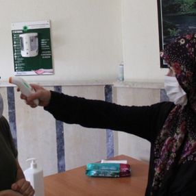 Rizeli apartman yöneticisi, binasını karantinaya aldı