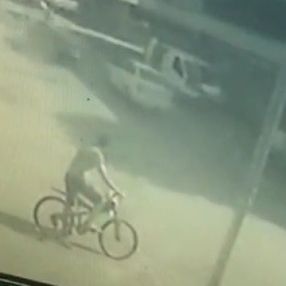 Düzce’de feci kaza: 3 kişi metrelerce havaya savruldu