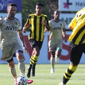 Fenerbahçe'de pazuband Gökhan ve Caner'e verildi