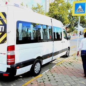Ankara ve İzmir'de okul servis ücretlerine zam geldi