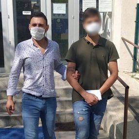 Edirne'de annesini darbeden suç makinası, yakayı ele verdi