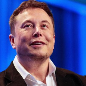 Elon Musk'ın hedefi insan beynine çip takmak