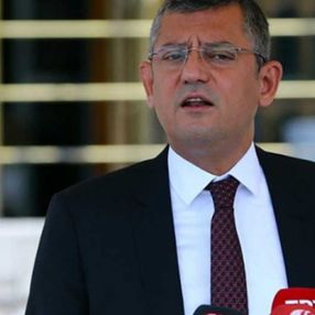 CHP, Abdullah Gül'ü Cumhurbaşkanı adayı göstermeyeceğini duyurdu