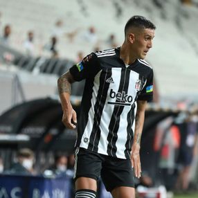 Beşiktaş, Enzo Roco ile yollarını resmen ayırdı
