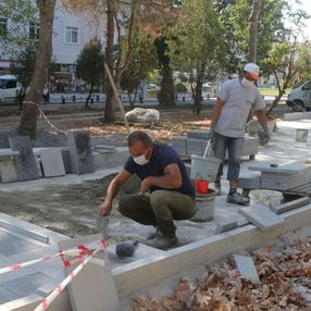 Atakum Belediyesi Lozan Parkı'nı yeniliyor