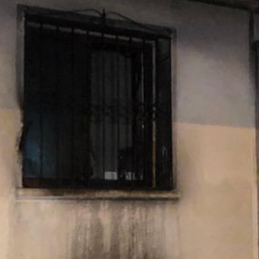 Ankara'da babasının bulunduğu evi yaktı