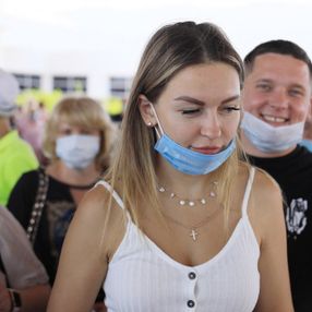 Ruslar akın akın Antalya'ya geliyor
