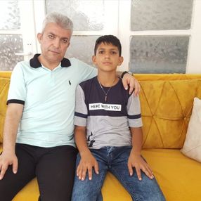 Gaziantepli Emir, gazi babasını yaralayan mermiyi kolye yaptı