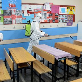 Bakan Ziya Selçuk, koronavirüse karşı okullarda alınan önlemleri açıkladı