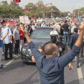 Taksici ve servisçilerden İBB'ye protesto