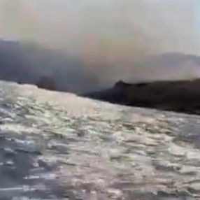 Bodrum’da tekneden atılan işaret fişeği adayı yaktı
