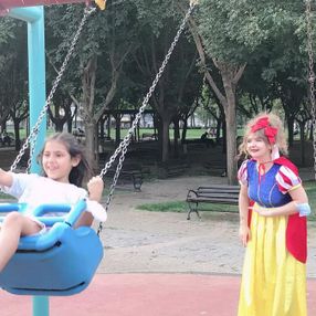 Diyarbakır’da su satan minik kıza duygulandıran sürpriz