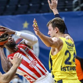 Fenerbahçe, THY Avrupa Ligi'ne galibiyetle başladı